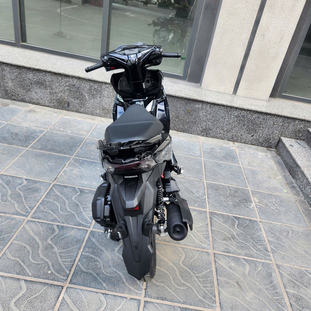 Xe tay ga Ariblade 125 mới 99% năm đăng ký 2025. Mua bán Xe máy tại Quận Hoàng Mai Hà Nội được đăng bởi Bình hình 3