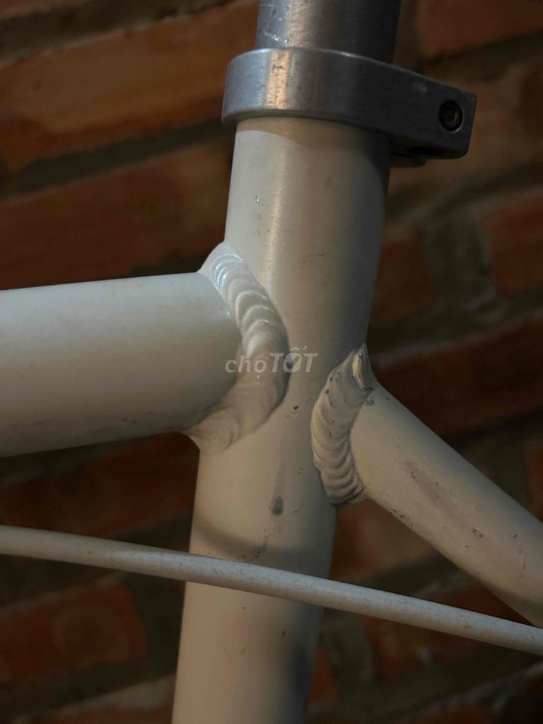 Xe đạp bánh 20in mini velo khung nhôm. Mua bán Xe đạp tại Huyện Đông Anh Hà Nội được đăng bởi Tình hình 4