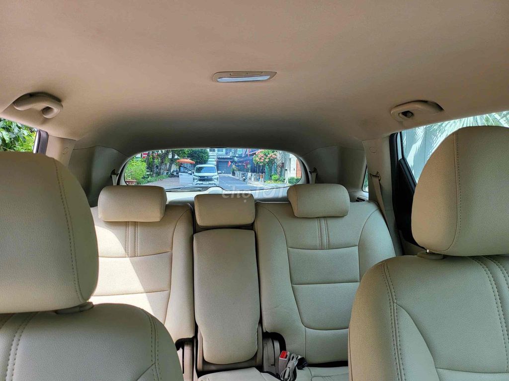 Kia Sorento đk lần đầu t8.2017 máy xăng . Mới 98%. Mua bán Ô tô tại Quận 10 Tp Hồ Chí Minh được đăng bởi Quỳnh Như hình 10