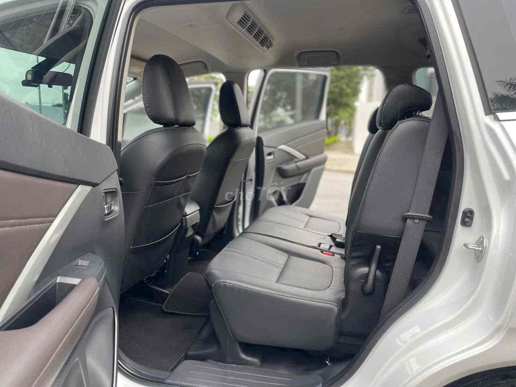 Em cần bán Xpander 2024 Premium siêu đẹp mới khét. Mua bán Ô tô tại Quận Cầu Giấy Hà Nội được đăng bởi TRUNG HIẾU AUTO hình 16