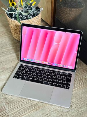 Macbook Pro 2017 - 2019 Touch Bar Giá 7TR +++ 💻. Mua bán Laptop tại Quận Gò Vấp Tp Hồ Chí Minh được đăng bởi MacBook Zin Sài Gòn 