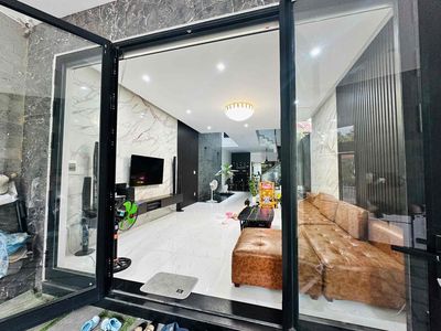 Townhouse 110 m² · 4 bed · Đường Phan Huỳnh Điểu