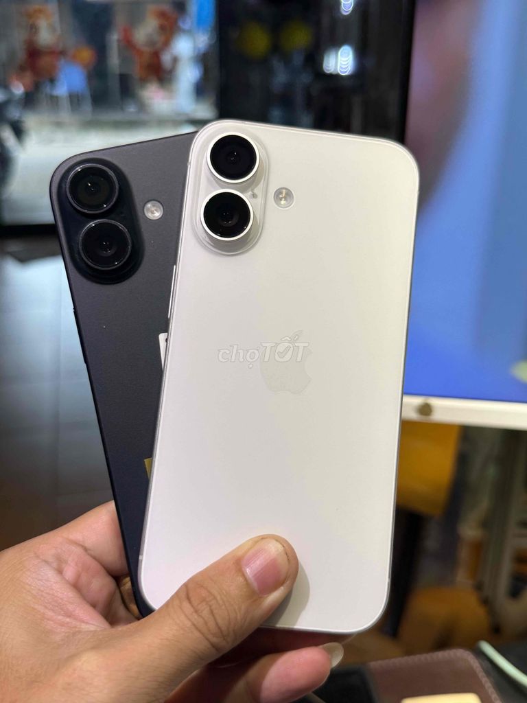 iphone 16 256GB Trắng Đen zin có khay sim vat lý. Mua bán Điện thoại tại Thành phố Thủ Đức Tp Hồ Chí Minh được đăng bởi Minh Sang Store Góp Bao Nợ Xấu hình 1