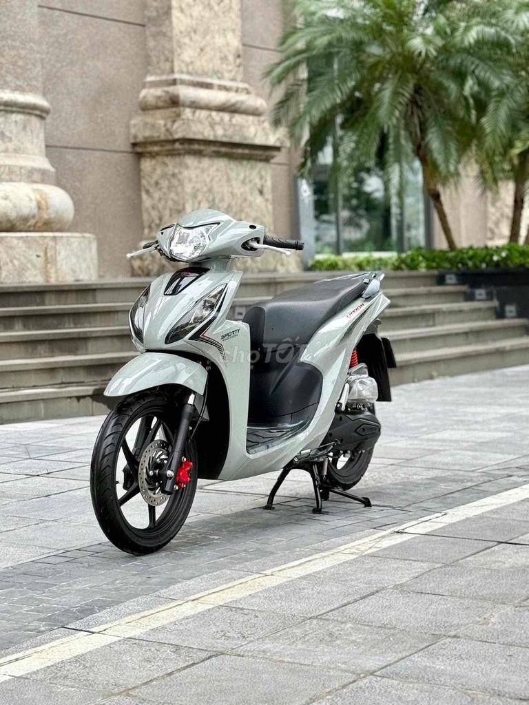 Honda Vision Sport 2024 Xám xi măng cực mới gắt. Mua bán Xe máy tại Quận Ba Đình Hà Nội được đăng bởi Xe Máy Nam Thi hình 1