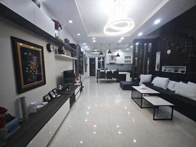 Nhà phố 108 m² · 4 PN · Đường Võ Chí Công