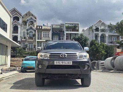 Toyota Fortuner 2.5G MT 2011 - 136000km. Mua bán Ô tô tại Quận Bình Tân Tp Hồ Chí Minh được đăng bởi Lê Văn