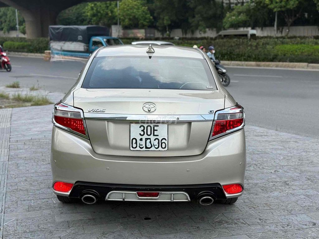 Toyota Vios G 2016 песочный кожаный салон