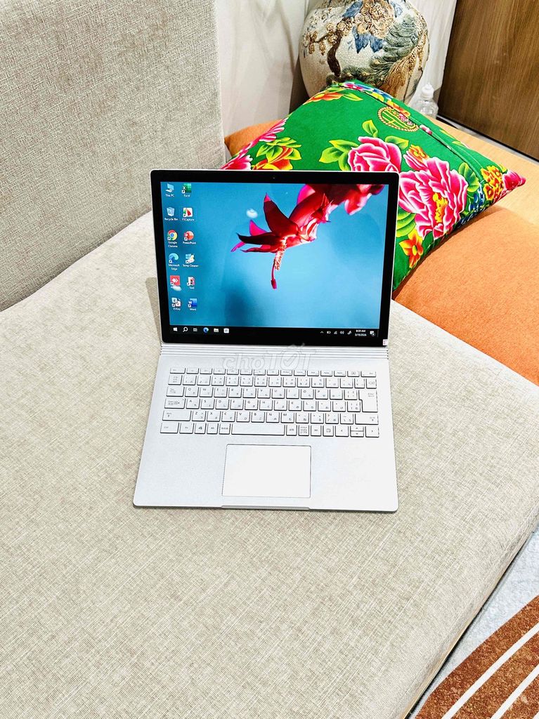 Microsoft Surface Book 3 i5 8GB/256GB like new. Mua bán Laptop tại Quận Hồng Bàng Hải Phòng được đăng bởi Trần Mạnh Cường hình 1