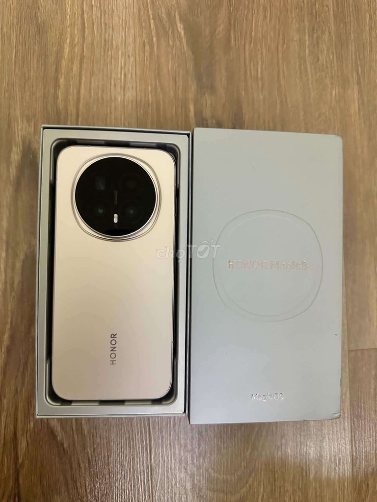 Honor Magic 8 12GB/256GB Vàng gold. Mua bán Điện thoại tại Huyện Chợ Lách Bến Tre được đăng bởi ghah hình 1
