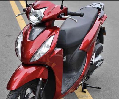 Vision đời 2026 màu Đỏ đô bản cao cấp. biển tp