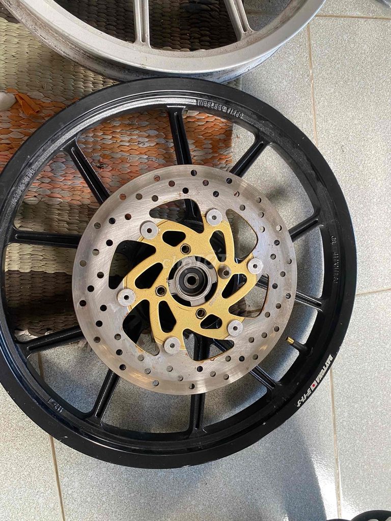 Mâm Daytona X1R Ex135. Mua bán Phụ tùng xe tại Huyện Châu Thành Tiền Giang được đăng bởi Thanh Tùng hình 2