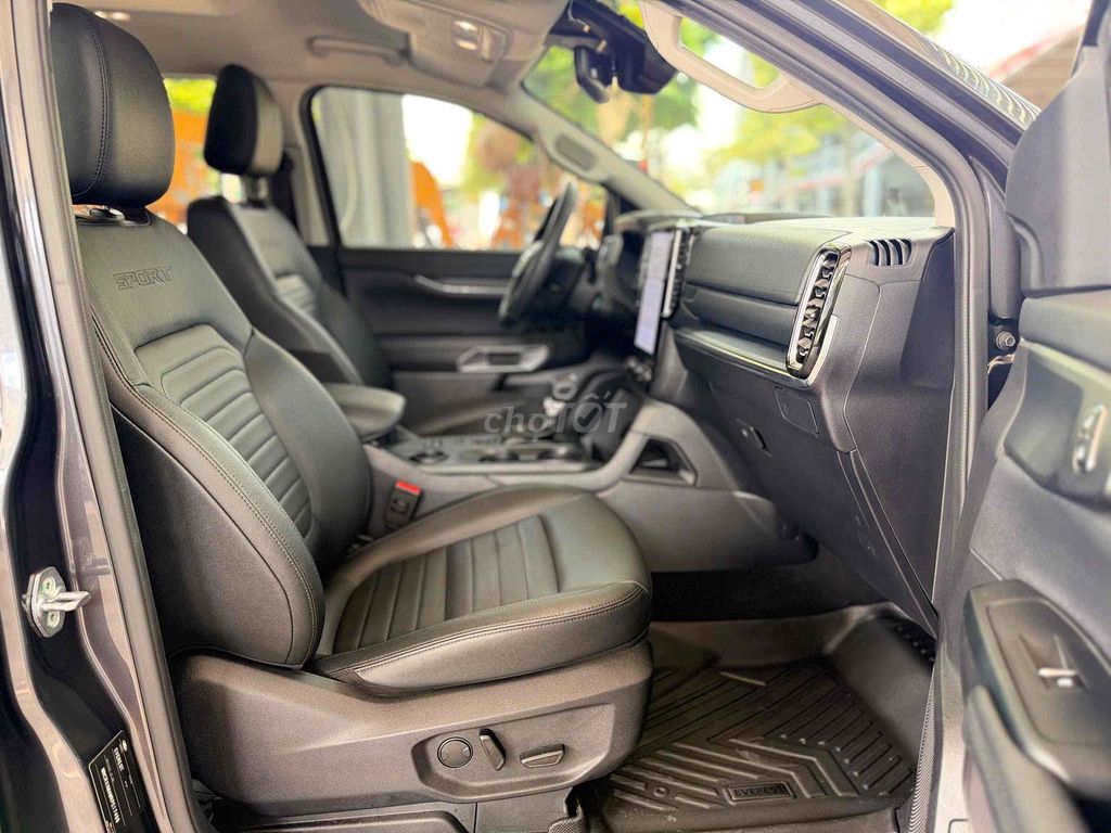 Ford Everest Sport 2023 высокий НДС