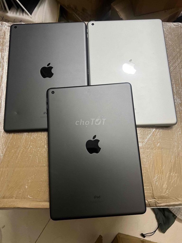 Apple iPad Gen 9 64GB Xám. Mua bán Máy tính bảng tại Quận Bắc Từ Liêm Hà Nội được đăng bởi Huân hình 1