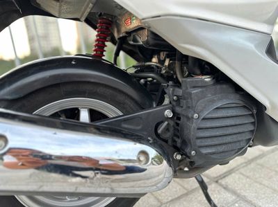 Honda Dio Z4 FI 50cc Trắng. Mua bán Xe máy tại Huyện Nhà Bè Tp Hồ Chí Minh được đăng bởi Văn Ninh