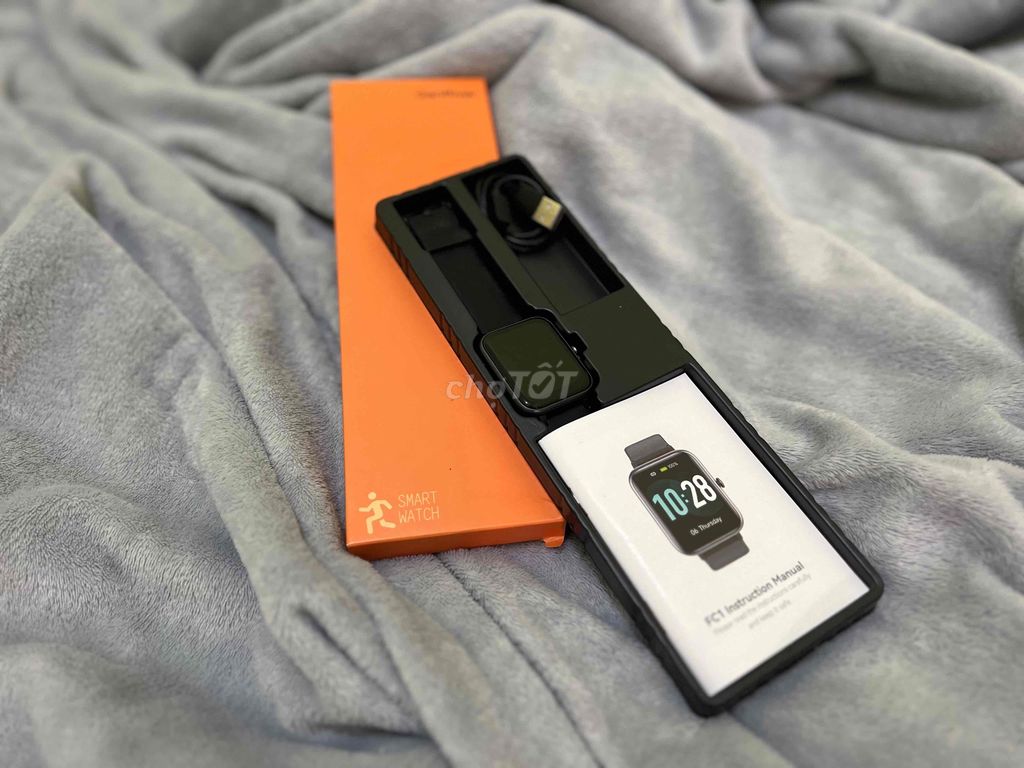 Đồng Hồ Điện Tử Đeo Tay Giá Rẻ-Kèm Sạc. Mua bán Thiết bị đeo thông minh tại Thành phố Lạng Sơn Lạng Sơn được đăng bởi Cuong Luc hình 1