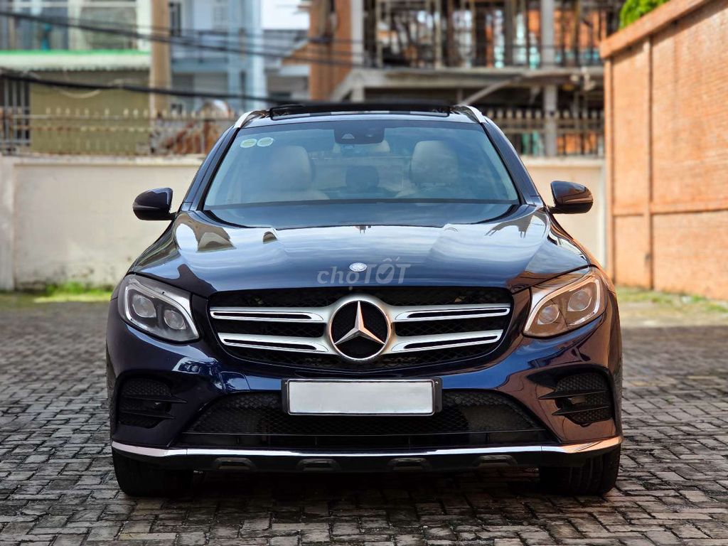 Tầm 800tr có GLC300 4 MATIC chất xe 1 chủ. Mua bán Ô tô tại Quận 7 Tp Hồ Chí Minh được đăng bởi Nguyễn Hoàng Vũ hình 8