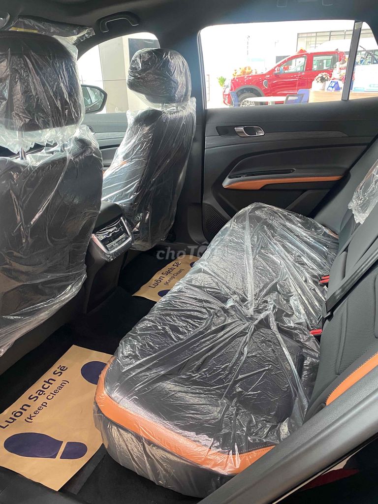 2025 Titanium X 1.5 AT bank 85%, lãi 7,5% xe sẵn. Mua bán Ô tô tại Thành phố Thủ Đức Tp Hồ Chí Minh được đăng bởi FORD THỦ ĐỨC TRẦN THẮNG  hình 10