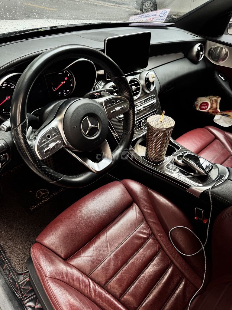 Mercedes Benz C Class 2016 C300 AMG - 50000 km. Mua bán Ô tô tại Quận Hai Bà Trưng Hà Nội được đăng bởi Mimi Nguyen hình 3
