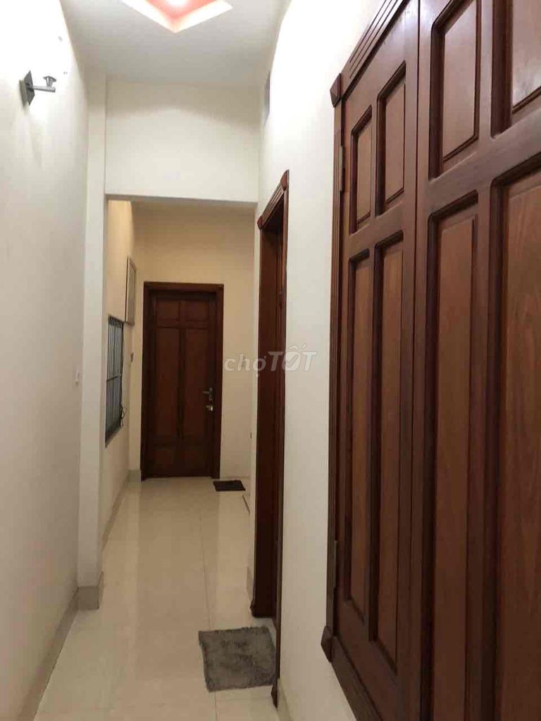 Nhà 3 tầng mặt tiền Trần Hưng Đạo