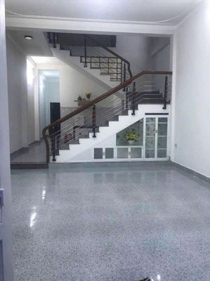 Rent · 4 bd · 100 м² · Quận Cẩm Lệ, ул. Đường Hoàng Đình Ái