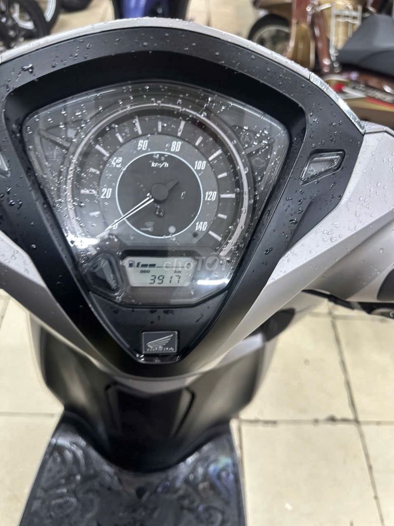 Honda Lead 125cc 2023 номер 59g3-16732