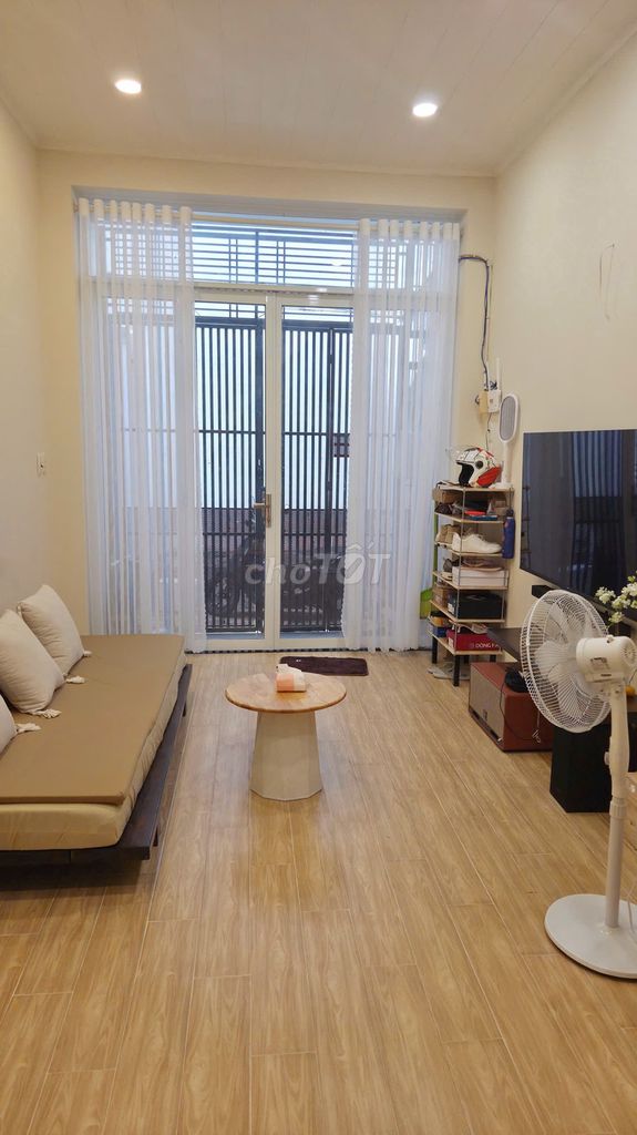 Дом CMT8 район 3, 60м от улицы, площадь 29м2, 2 этажа, цена чуть больше 3 млрд