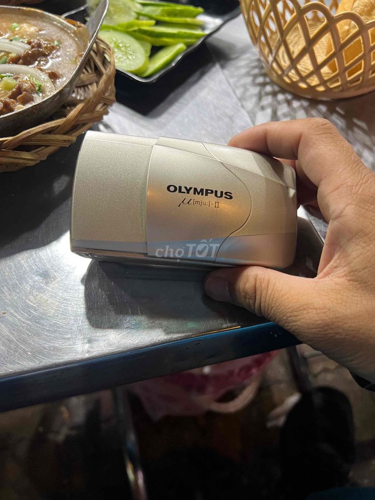 Máy ảnh Olympus mju-II Vàng đồng. Mua bán Máy ảnh, Máy quay tại Quận 12 Tp Hồ Chí Minh được đăng bởi Xuân Sơn  hình 1