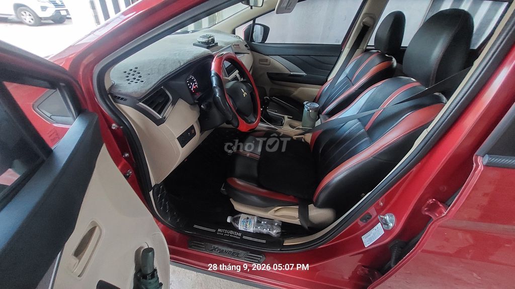 Mitsubishi Xpander 1.5MT 2019 Đỏ 7 chỗ