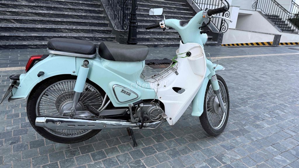 Thanh Lý cúp 50cc dáng thể thao siêu mới. Mua bán Xe máy tại Quận Bắc Từ Liêm Hà Nội được đăng bởi Hữu Nhuận hình 2