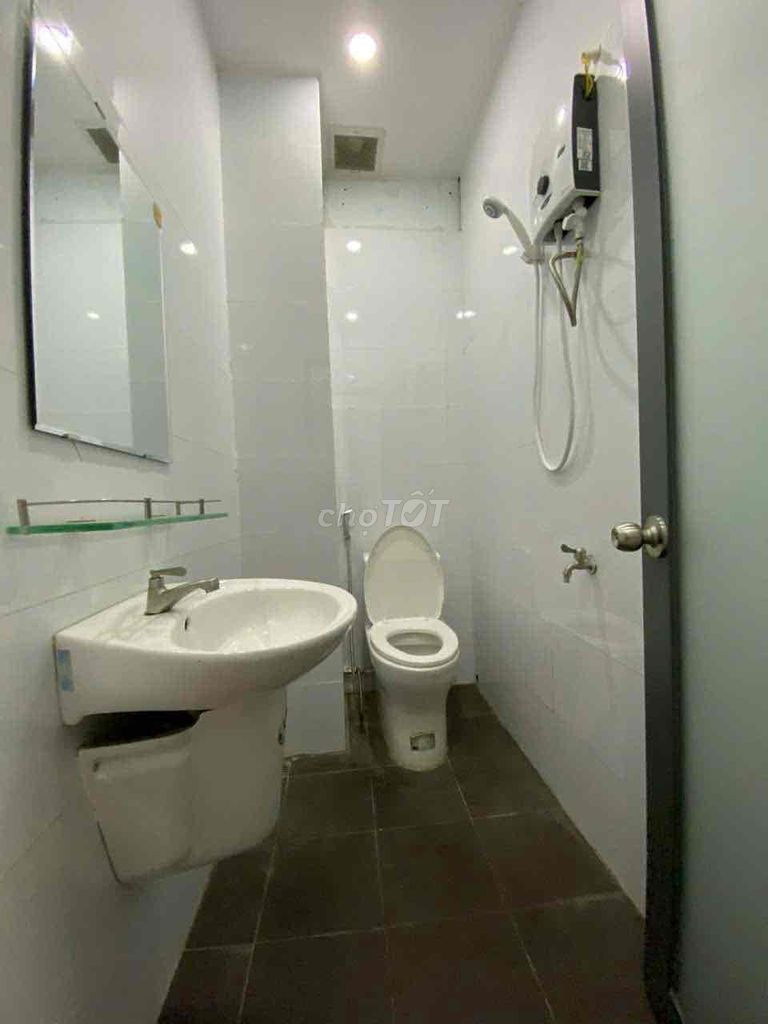 Căn hộ 2PN 2WC tại ngay sân bay TSN tân bình