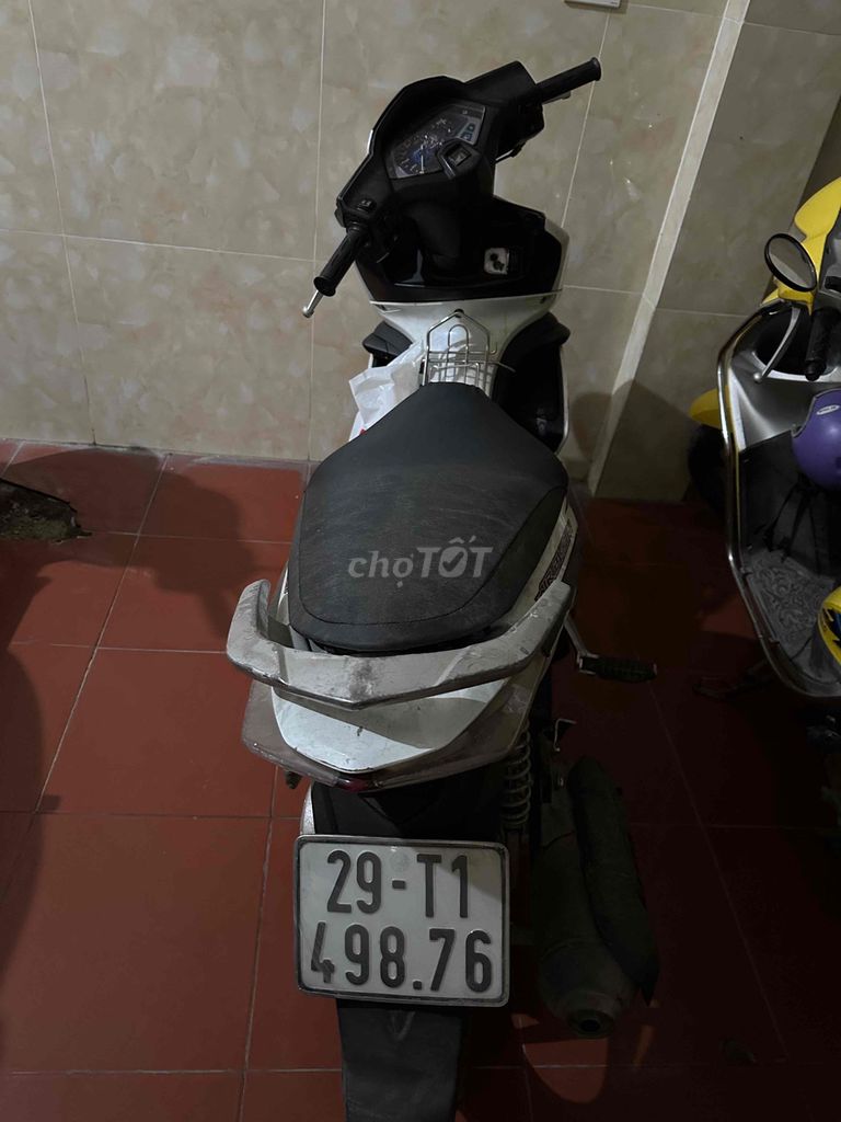 Honda Air Blade 2008 Trắng. Mua bán Xe máy tại Quận Hoàng Mai Hà Nội được đăng bởi Tuan hình 3