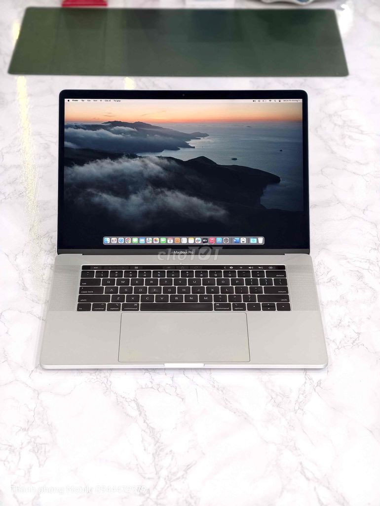 Apple Macbook Pro 2019 i7 15 inch 16GB/256GB Bạc. Mua bán Laptop tại Thành phố Cà Mau Cà Mau được đăng bởi Thanh phong  hình 1