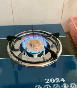 Bếp gas đôi quốc dân Mới 100%. Mua bán Bếp, lò, đồ điện nhà bếp tại Huyện Hóc Môn Tp Hồ Chí Minh được đăng bởi Kho Sỉ Bếp Gas