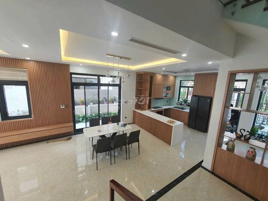 Cho thuê Biệt thự KĐT Starlake, 132m2 - 220m2, full nội thất
