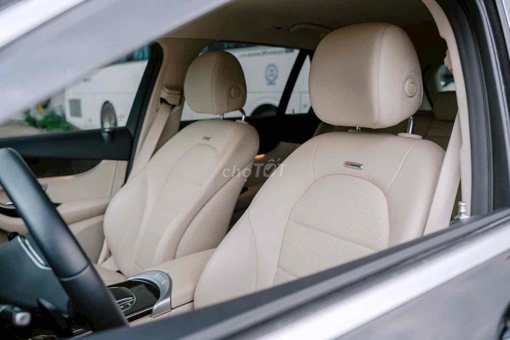 Mercedes Benz GLC200 2022. Mua bán Ô tô tại Quận Tân Bình Tp Hồ Chí Minh được đăng bởi GREENWAY AUTO hình 3