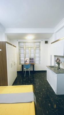 CCMN Full đồ số 99/43 Trung Kính, Cạnh sân bóng, gần DH Phương Đông. Cho thuê phòng trọ tại Quận Cầu Giấy Hà Nội được đăng bởi Sam Sam