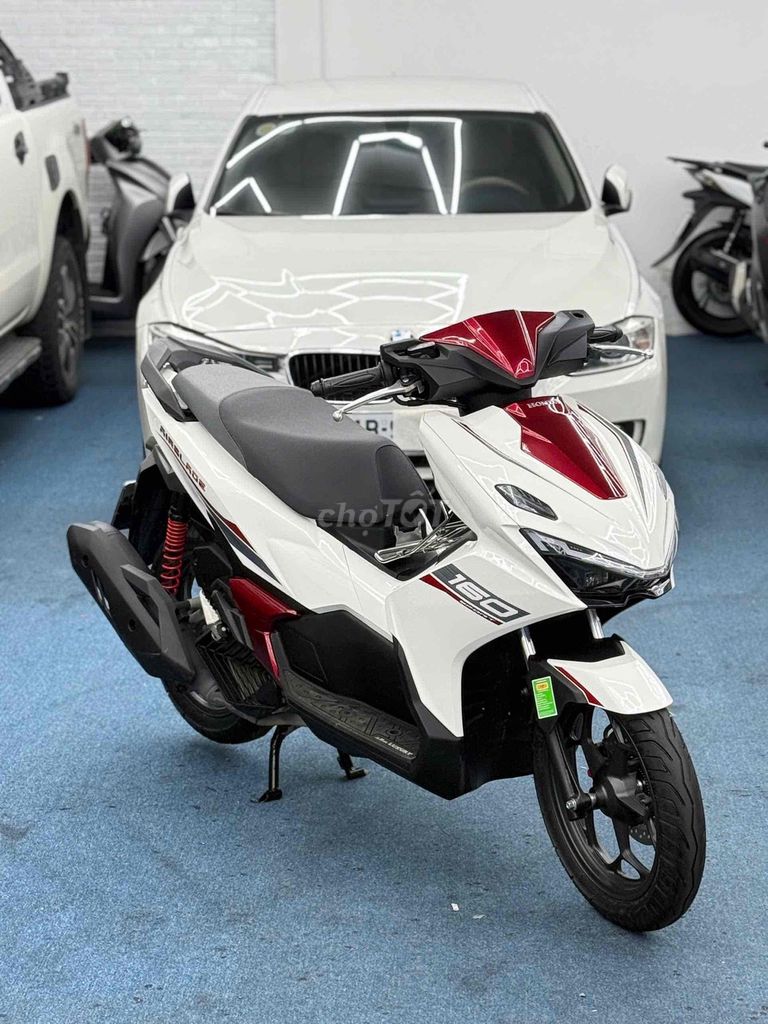 AB 160 ABS 2026, белый, красный, 1 держатель