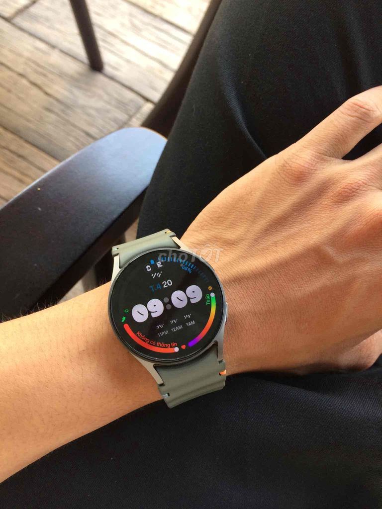 Samsung Galaxy Watch 7 Xám. Mua bán Thiết bị đeo thông minh tại Thành phố Huế Thừa Thiên Huế được đăng bởi Đinh Vũ Hoàng Chương  hình 1