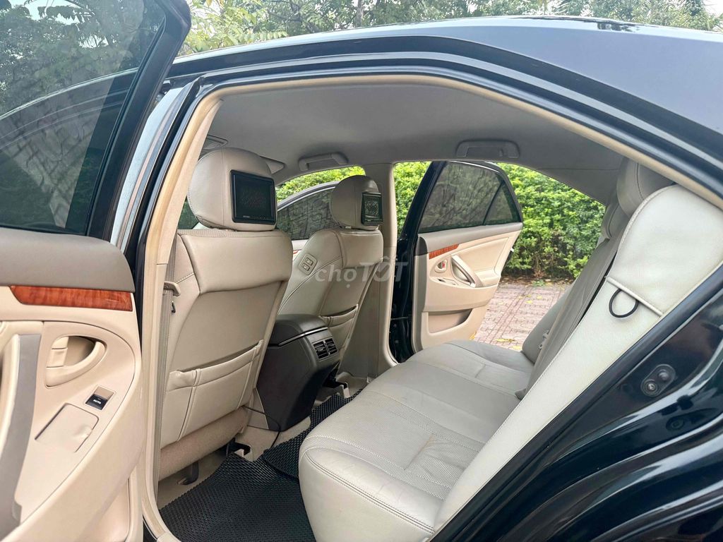 Toyota Camry 2.4G AT 2009. Mua bán Ô tô tại Quận Long Biên Hà Nội được đăng bởi Thế Anh hình 9