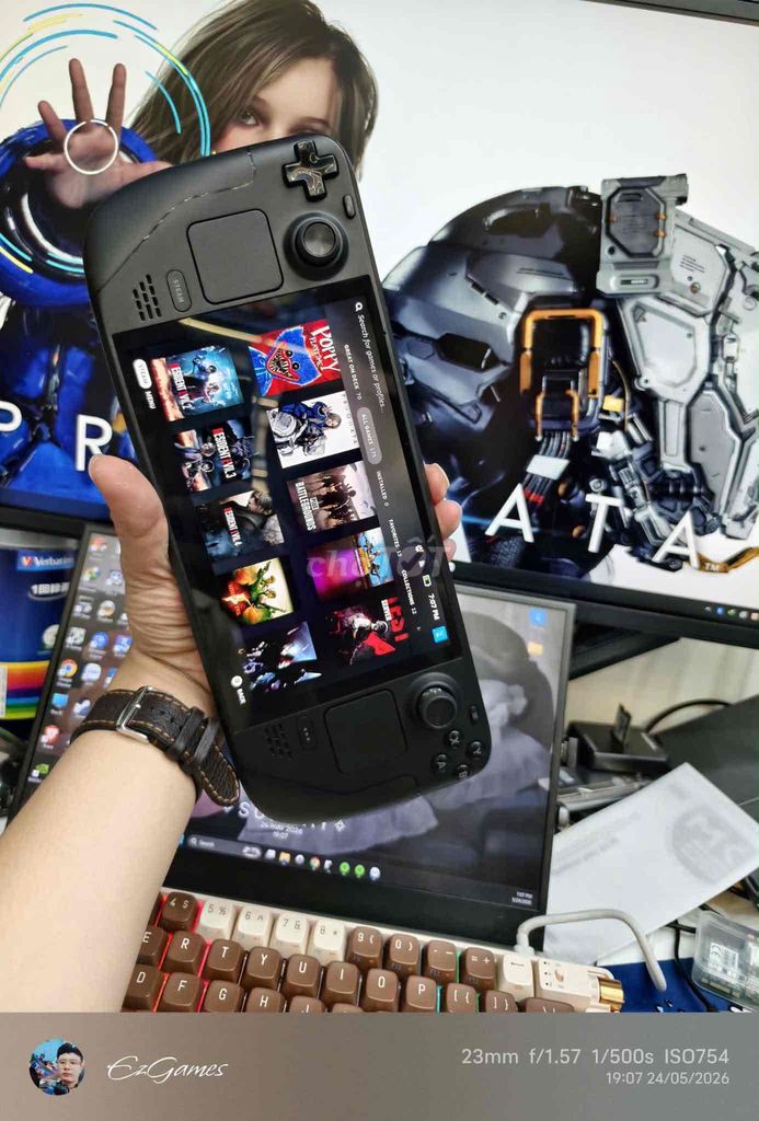 Steam Deck OLED 512GB Đen. Mua bán Thiết bị chơi game tại Quận 3 Tp Hồ Chí Minh được đăng bởi EzGAME hình 1
