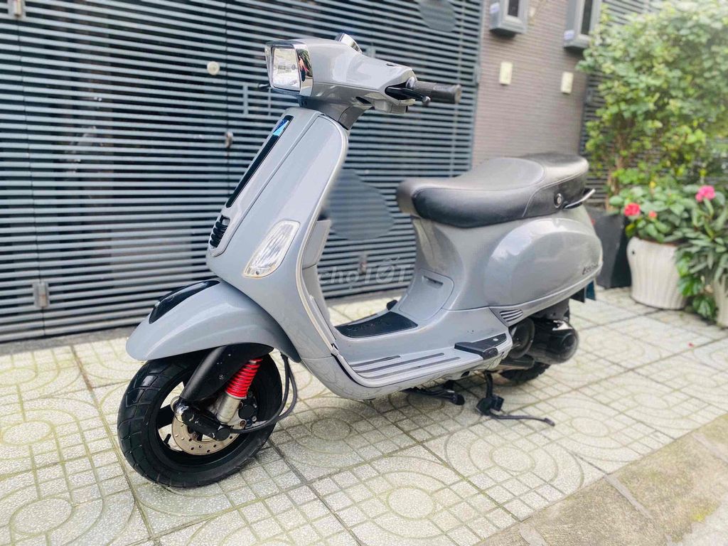 PIAGGIO VESPA S 125cc 3Vie .Đèn vuông -HỖ TRỢ GÓP. Mua bán Xe máy tại Quận Gò Vấp Tp Hồ Chí Minh được đăng bởi CẦM ĐỒ NĂM LINH hình 3