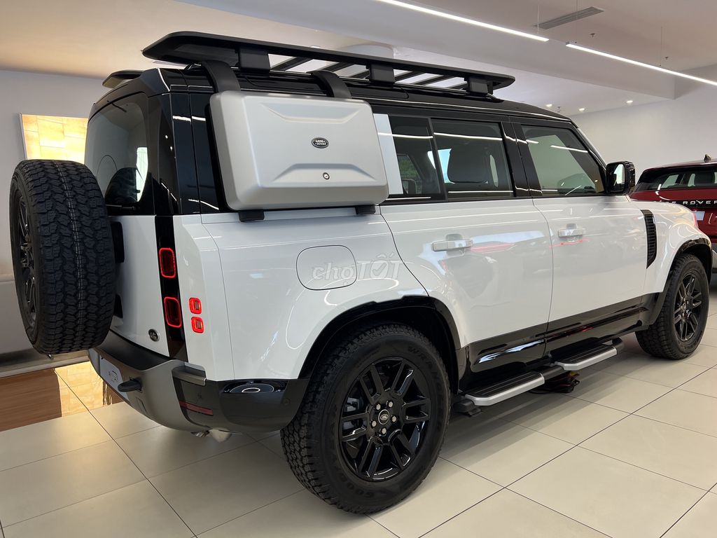 Bán Land Rover Defender 110 X-Dynamic S Chính Hãng. Mua bán Ô tô tại Quận 7 Tp Hồ Chí Minh được đăng bởi Jaguar LandRover Chính Hãng hình 4