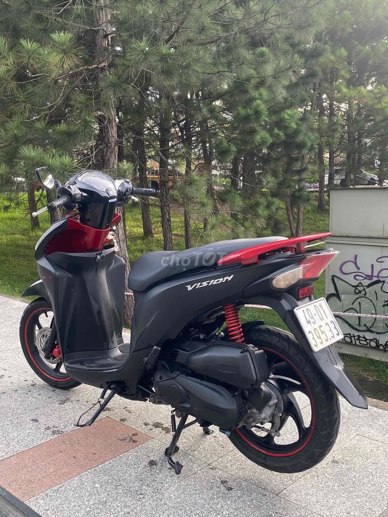 Honda Vision 2016 Đen đỏ. Mua bán Xe máy tại Thành phố Đà Lạt Lâm Đồng được đăng bởi Đạt hình 2