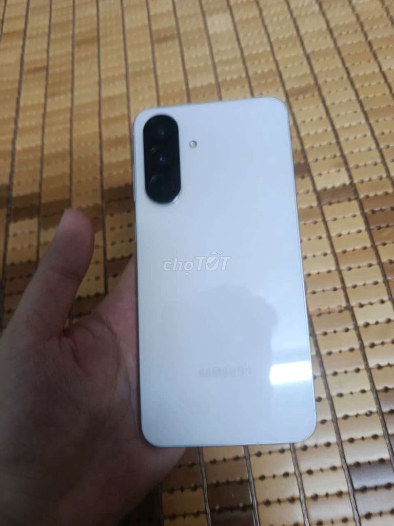 Samsung A56 8GB/128GB Bạc Like New. Mua bán Điện thoại tại Quận Phú Nhuận Tp Hồ Chí Minh được đăng bởi Jin Thanh hình 1