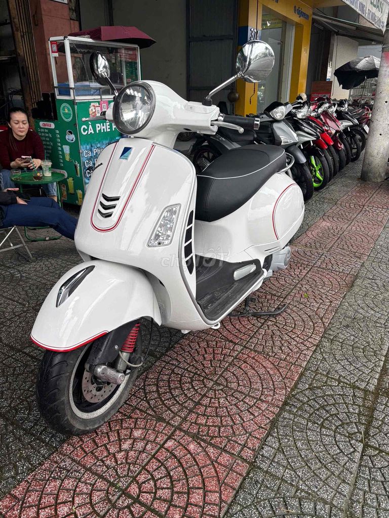 Piaggio Vespa 3V GTS đời 2014,bs 43.Có trả góp. Mua bán Xe máy tại Quận Liên Chiểu Đà Nẵng được đăng bởi quang chuyên hình 2