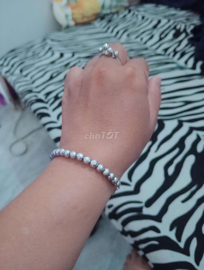 Vòng tay và nhẫn Nữ Bạc Ý 950. Mua bán Phụ kiện thời trang khác tại Huyện Đức Hòa Long An được đăng bởi xu xu 123 hình 1
