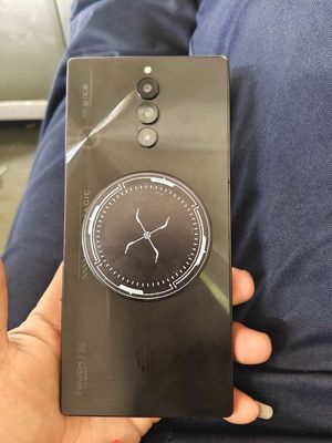 Red Magic 8pro(root hack Pubg sẵn). Mua bán Điện thoại tại Thành phố Thủ Đức Tp Hồ Chí Minh được đăng bởi Đỗ Đoàn Thủ