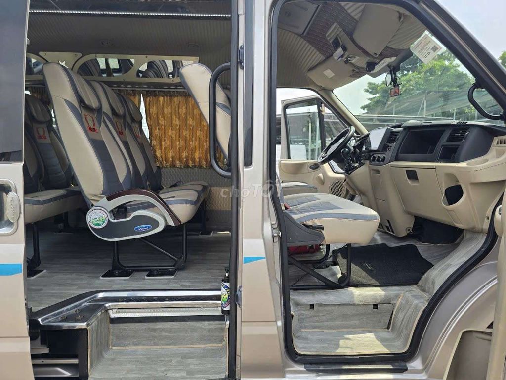 Cần bán xe fordtransit 2018 đưa rước nhân viên. Mua bán Ô tô tại Thị xã Duyên Hải Trà Vinh được đăng bởi Việt QR hình 5