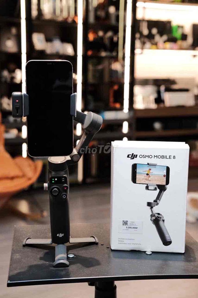Gimbal DJI Osmo Mobile 8 Fullbox đẹp 98.5%. Mua bán Máy ảnh, Máy quay tại Quận Bình Thạnh Tp Hồ Chí Minh được đăng bởi Vân Anh 2Tech House hình 1