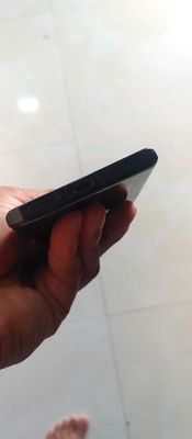 Máy bị vật rơi vào màn hình.máy ko rơi. Mua bán Điện thoại tại Thị xã Hương Trà Thừa Thiên Huế được đăng bởi A tứ